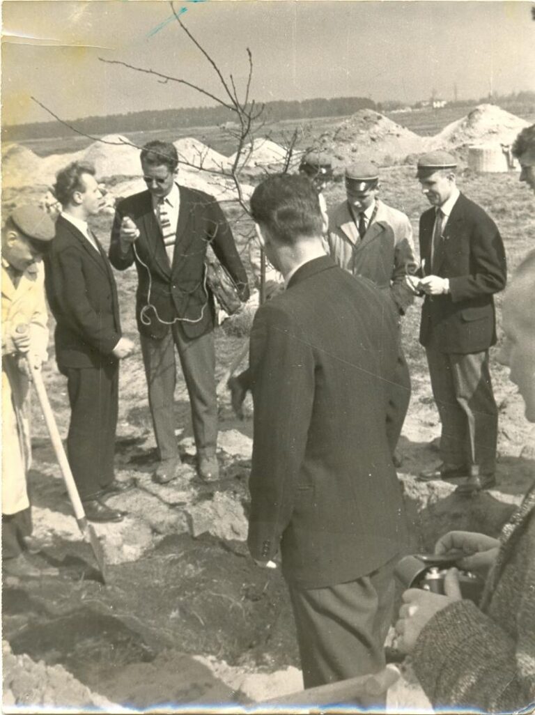 Ļenina dienas Mustame