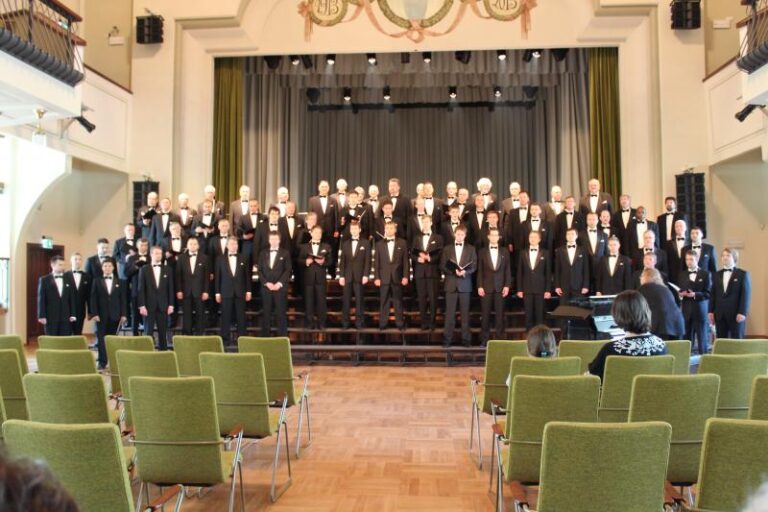 Noslēgušās Latvijas koru skates