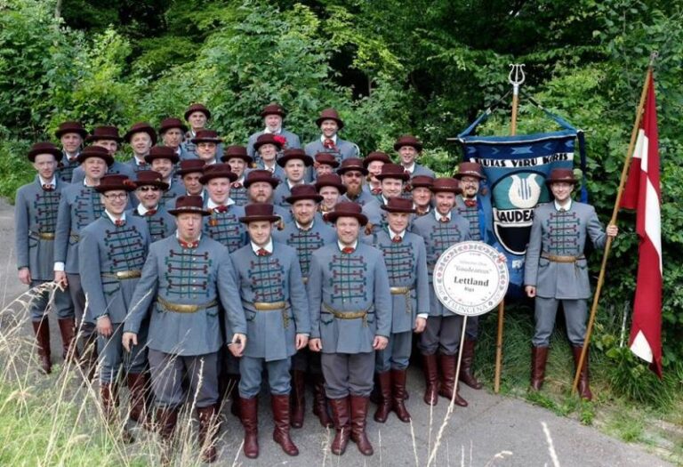 Eslingenas Dziesmu svētkiem 70